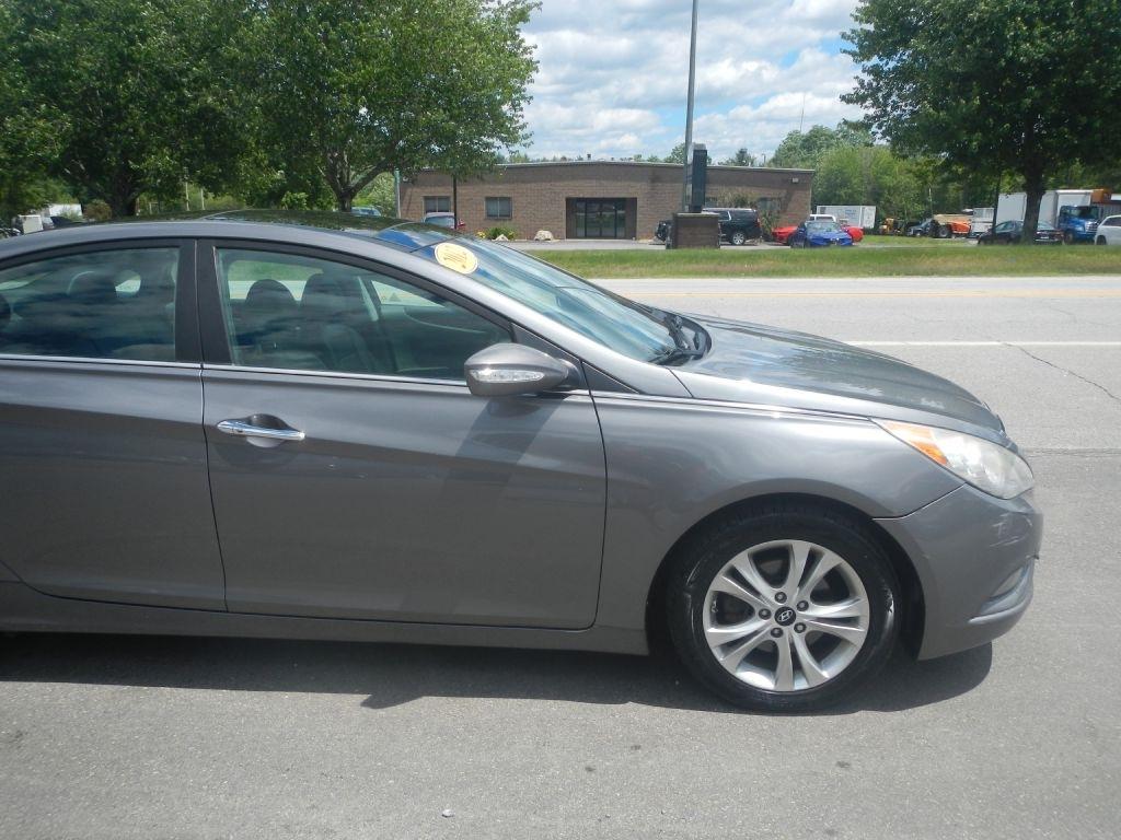 Hyundai Sonata Limited Auto 2012
