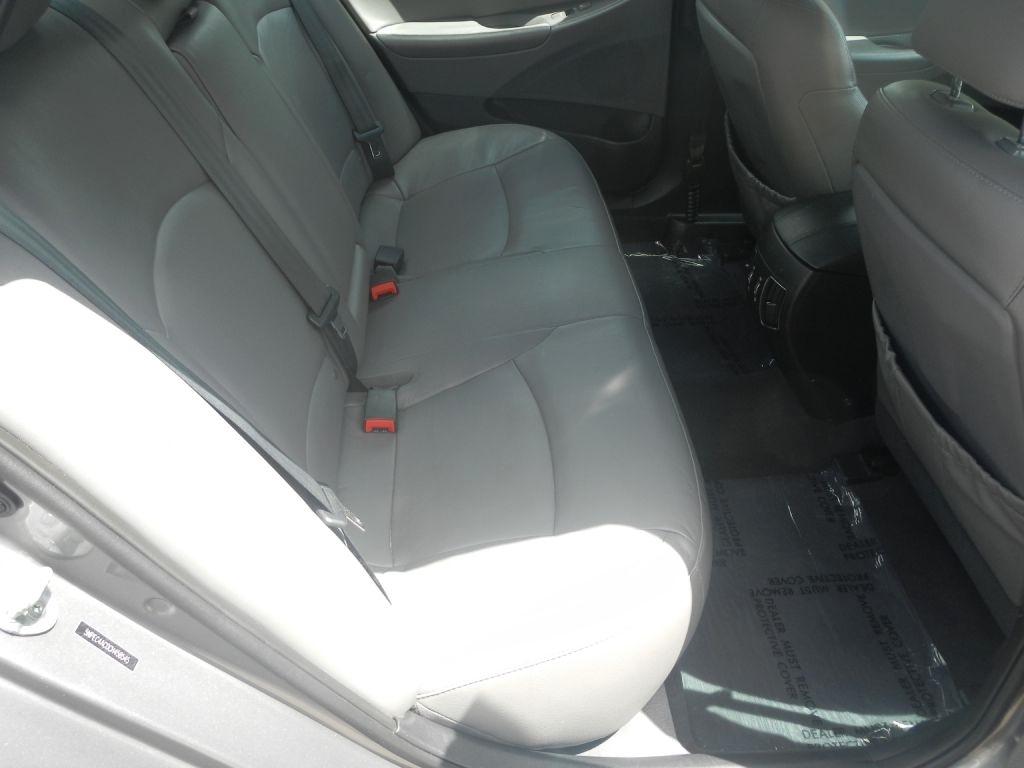 Hyundai Sonata Limited Auto 2012