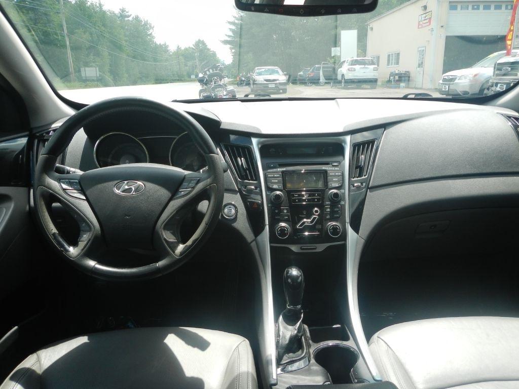 Hyundai Sonata Limited Auto 2012
