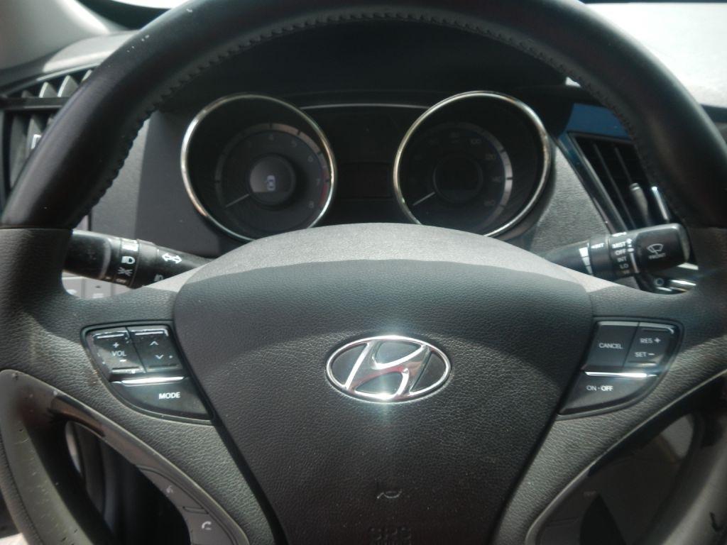 Hyundai Sonata Limited Auto 2012
