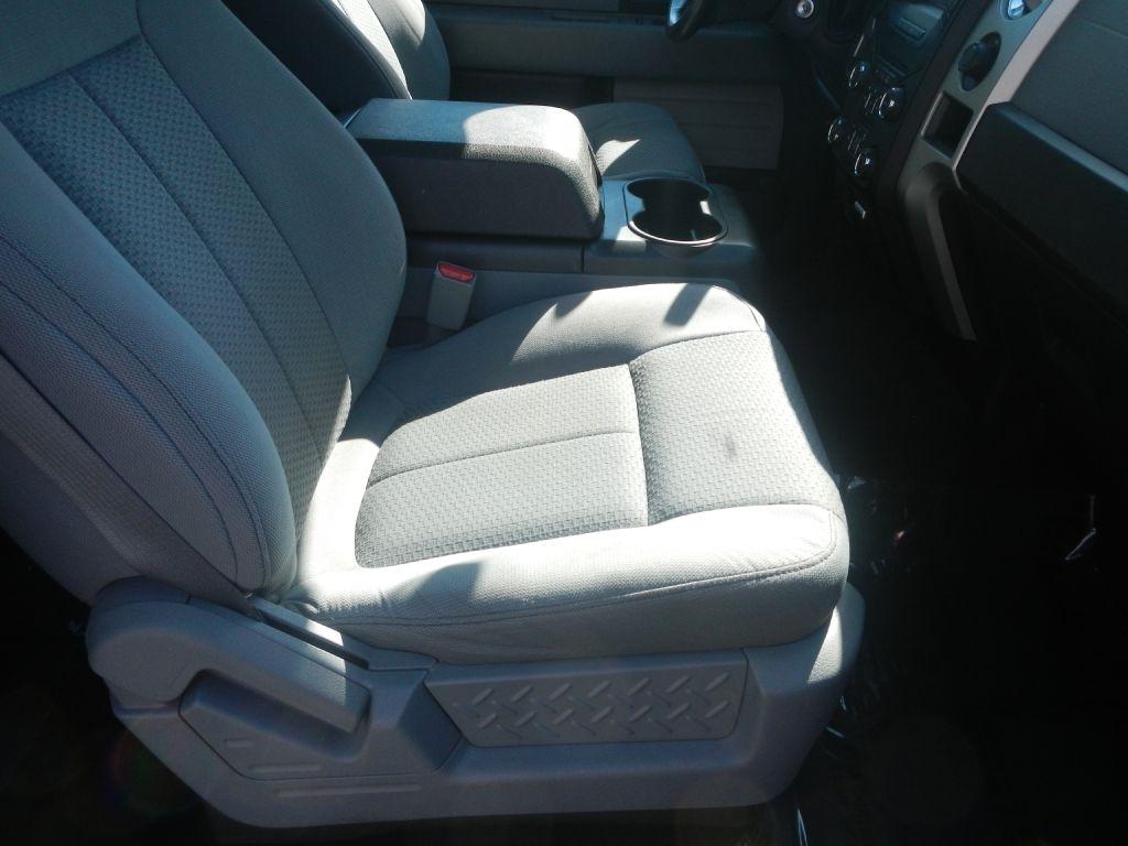 Ford F-150 XL SuperCrew 5.5-ft. Bed 4WD 2013