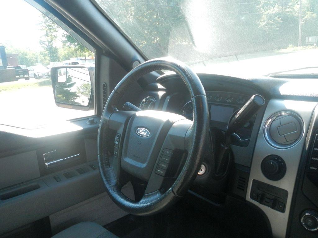 Ford F-150 XL SuperCrew 5.5-ft. Bed 4WD 2013