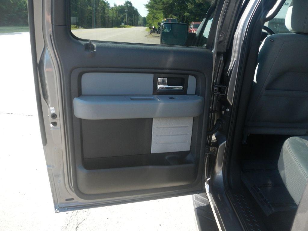 Ford F-150 XL SuperCrew 5.5-ft. Bed 4WD 2013