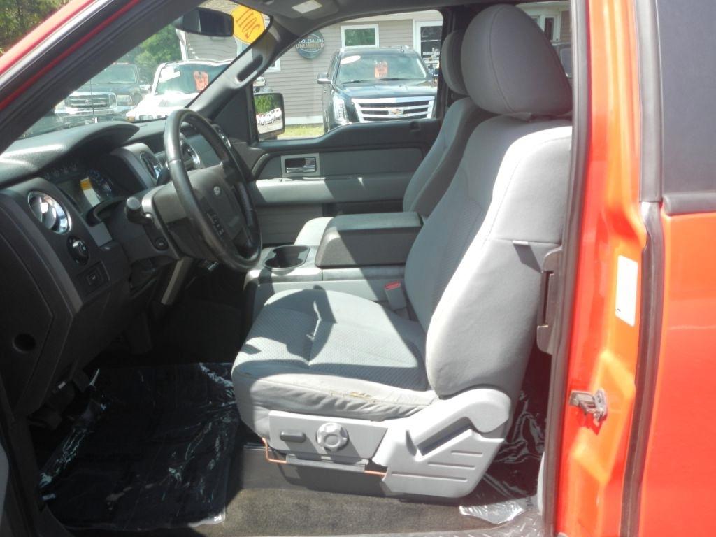 Ford F-150 XL SuperCab 8-ft. Bed 4WD 2011