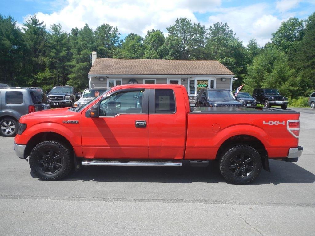 Ford F-150 XL SuperCab 8-ft. Bed 4WD 2011