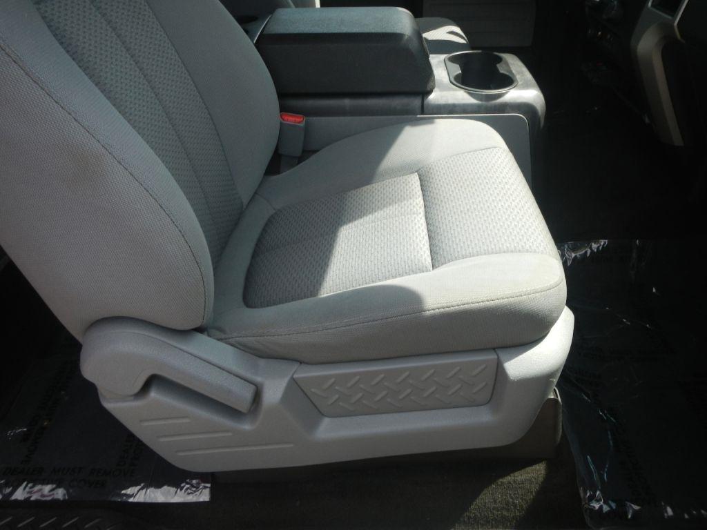 Ford F-150 XL SuperCab 8-ft. Bed 4WD 2011