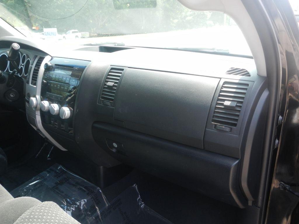 Toyota Tundra SR5 Double Cab 5.7L 4WD 2008