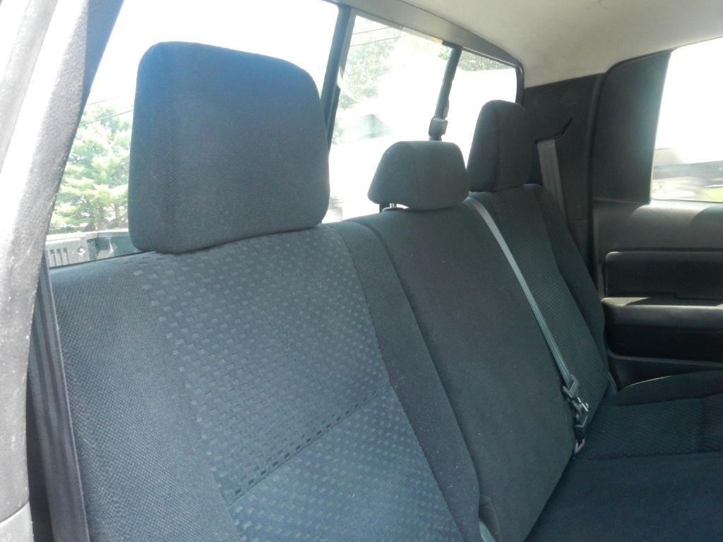 Toyota Tundra SR5 Double Cab 5.7L 4WD 2008