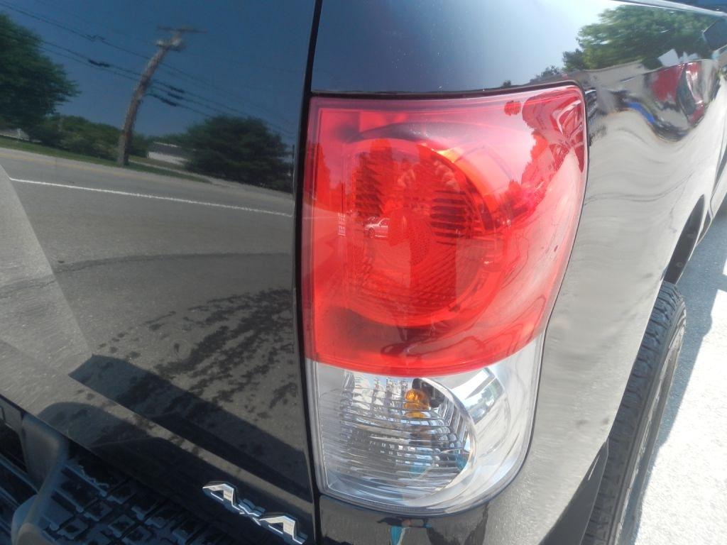 Toyota Tundra SR5 Double Cab 5.7L 4WD 2008