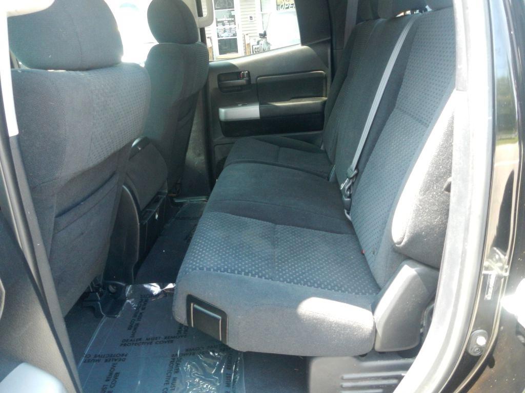 Toyota Tundra SR5 Double Cab 5.7L 4WD 2008