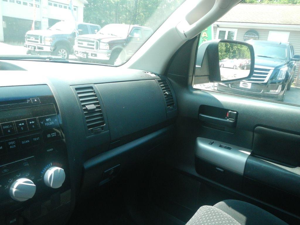 Toyota Tundra SR5 Double Cab 5.7L 4WD 2008