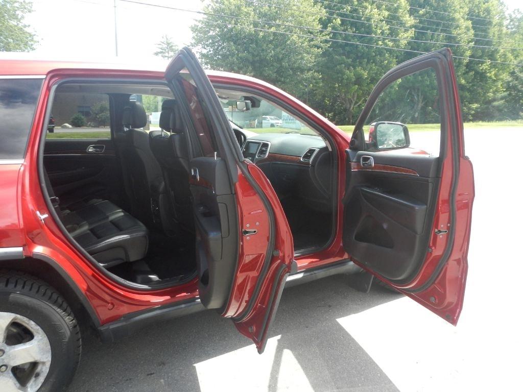 Jeep Grand Cherokee Limited 4WD 2011