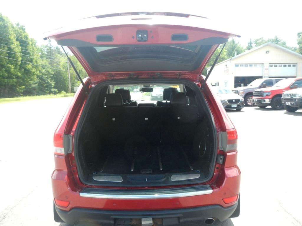 Jeep Grand Cherokee Limited 4WD 2011