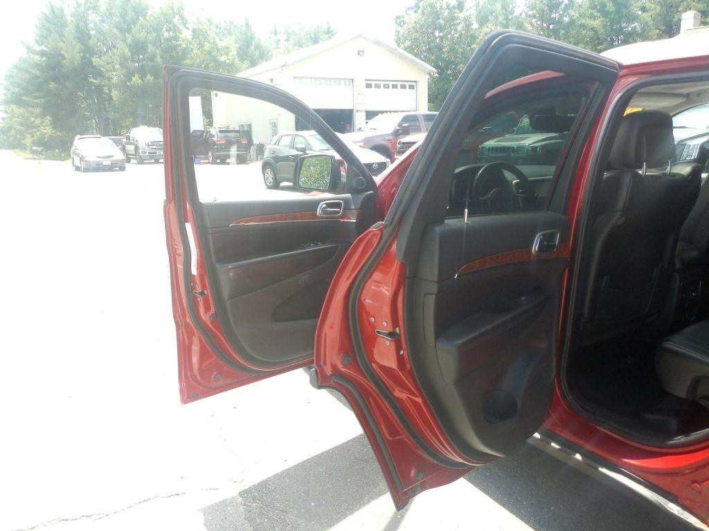 Jeep Grand Cherokee Limited 4WD 2011