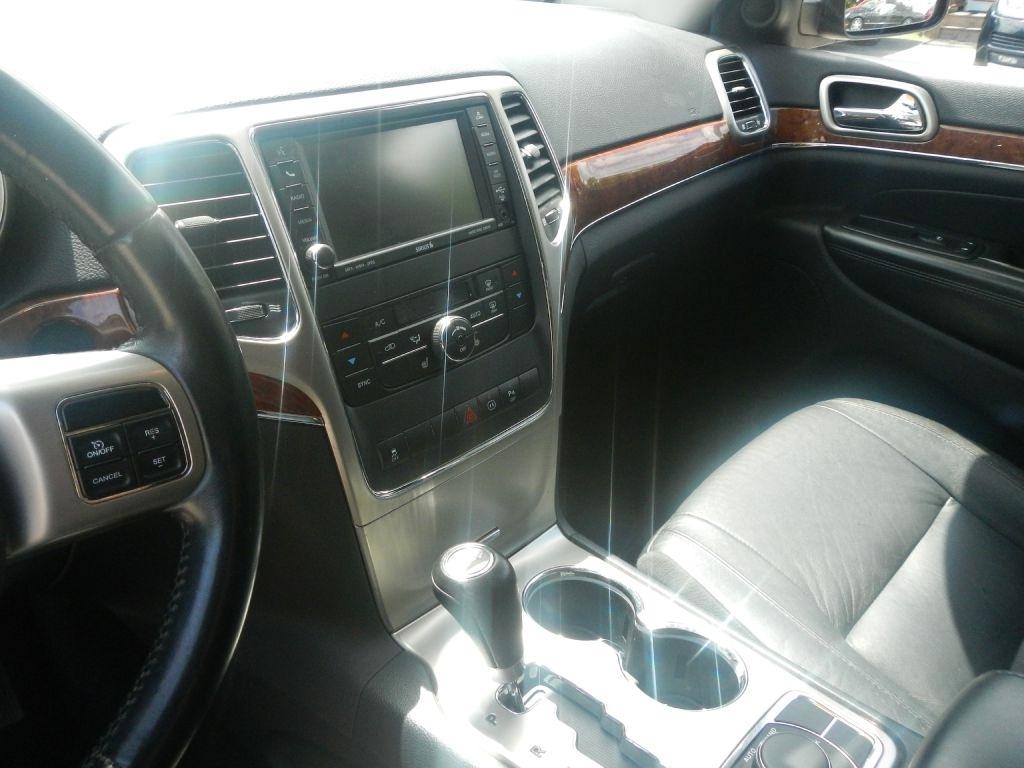 Jeep Grand Cherokee Limited 4WD 2011