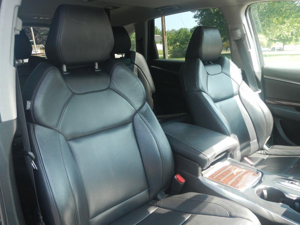 Acura MDX SH-AWD 9-Spd AT 2017