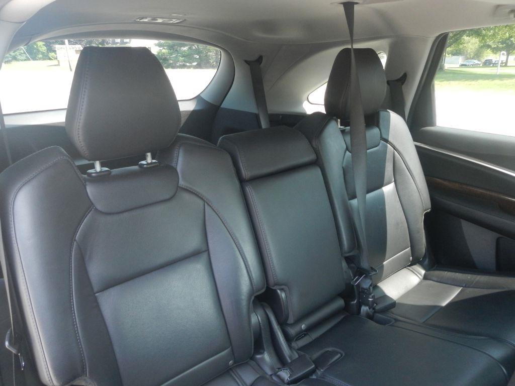 Acura MDX SH-AWD 9-Spd AT 2017