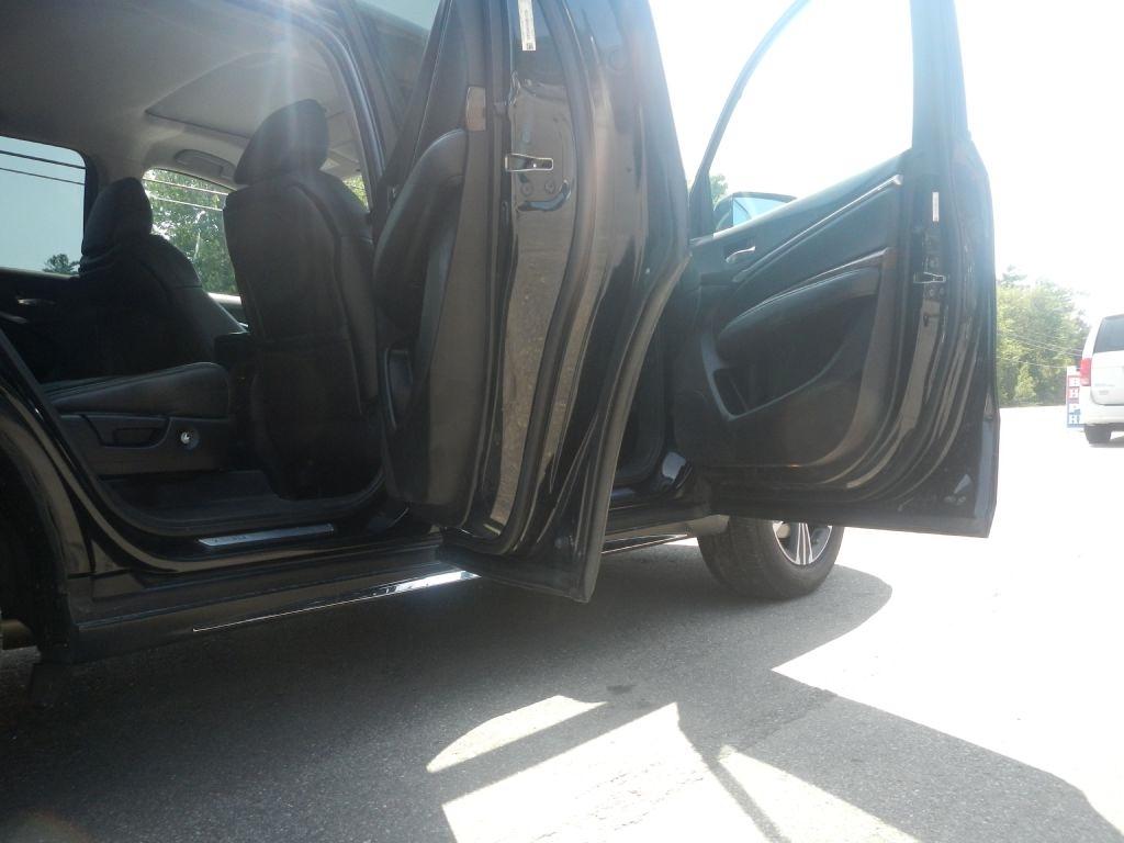 Acura MDX SH-AWD 9-Spd AT 2017