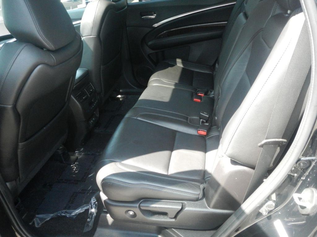 Acura MDX SH-AWD 9-Spd AT 2017