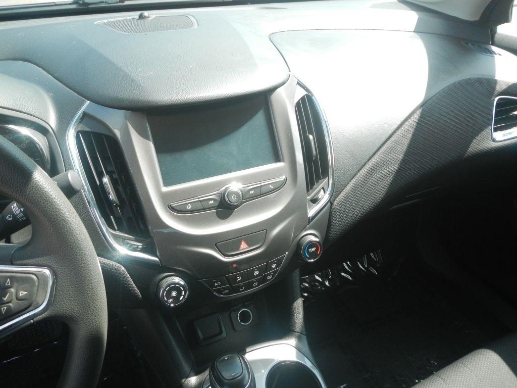 Chevrolet Cruze LT Auto 2017