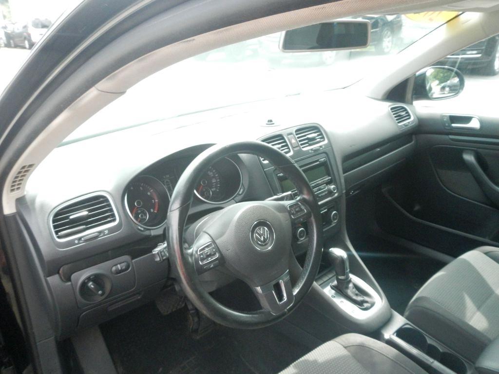 Volkswagen Jetta SportWagen 2.5L SE PZEV 2014