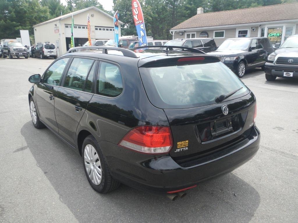Volkswagen Jetta SportWagen 2.5L SE PZEV 2014