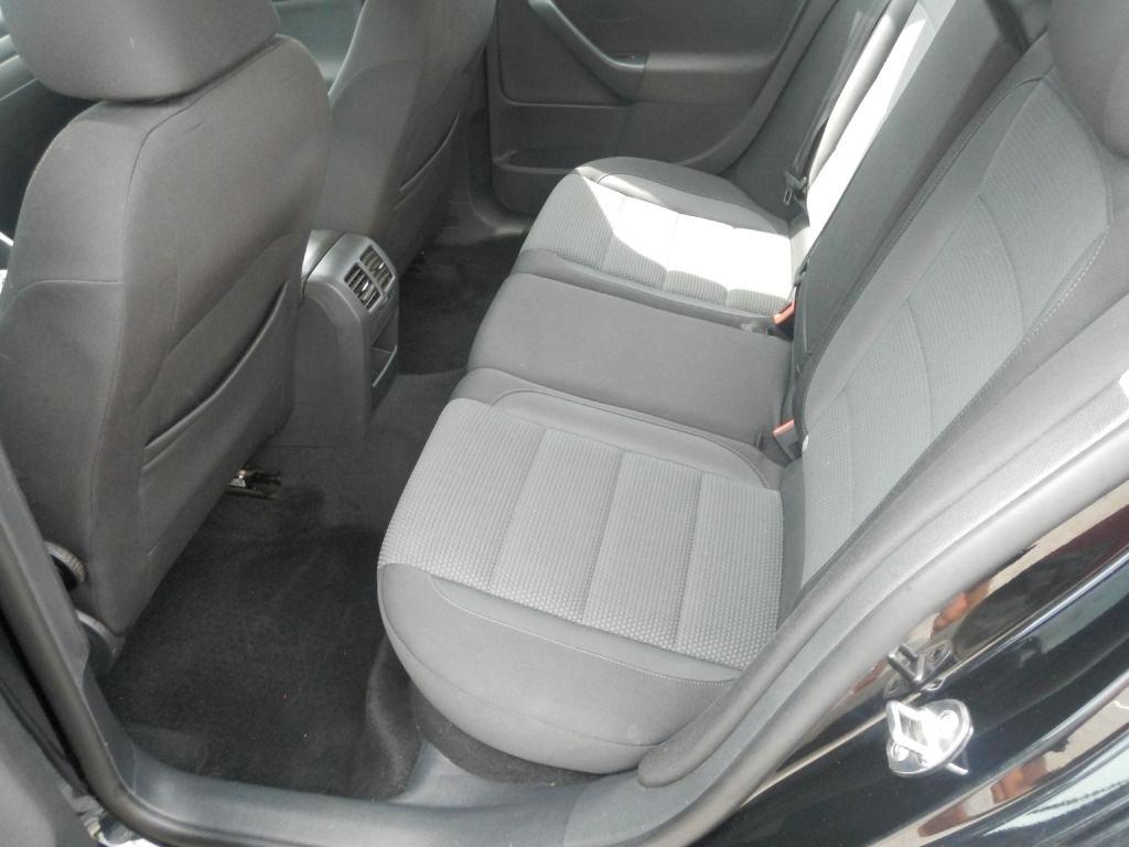 Volkswagen Jetta SportWagen 2.5L SE PZEV 2014