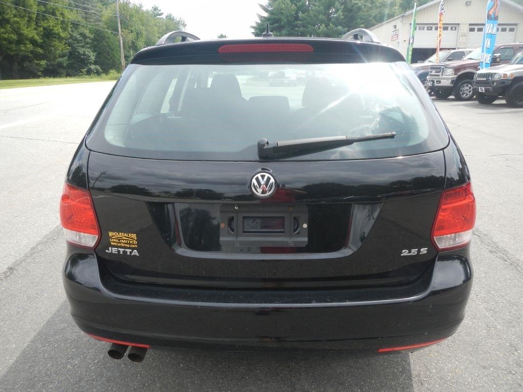 Volkswagen Jetta SportWagen 2.5L SE PZEV 2014