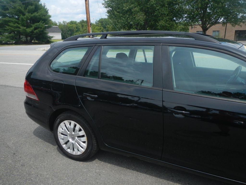 Volkswagen Jetta SportWagen 2.5L SE PZEV 2014