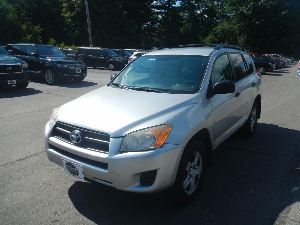 Toyota RAV4 Base I4 4WD 2012