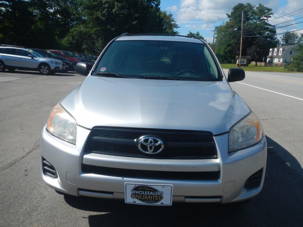 Toyota RAV4 Base I4 4WD 2012