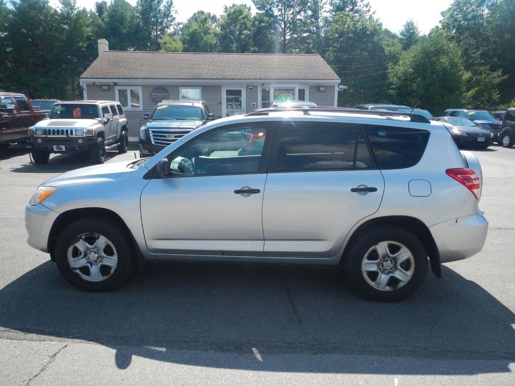 Toyota RAV4 Base I4 4WD 2012