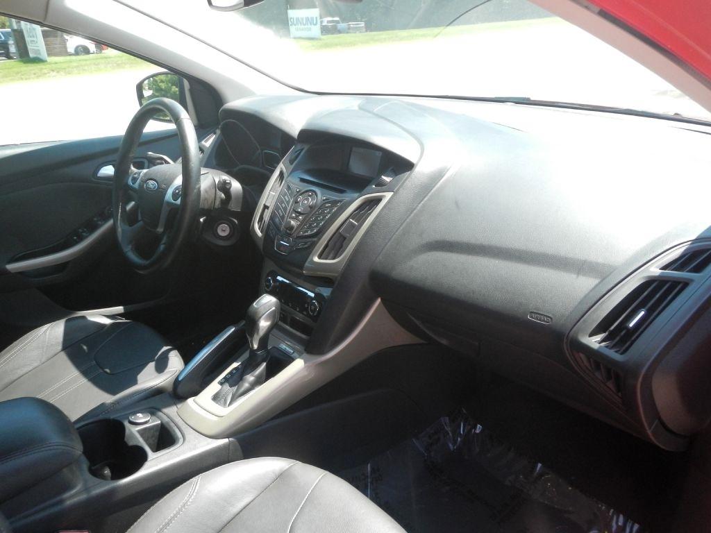 Ford Focus SEL 2012