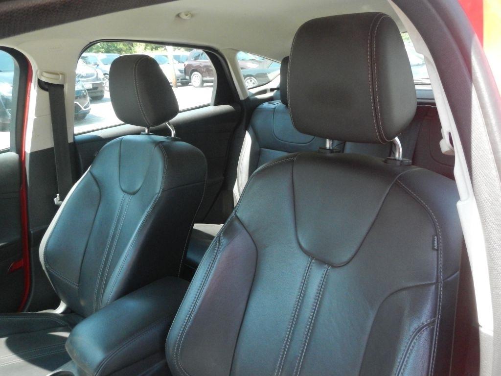 Ford Focus SEL 2012