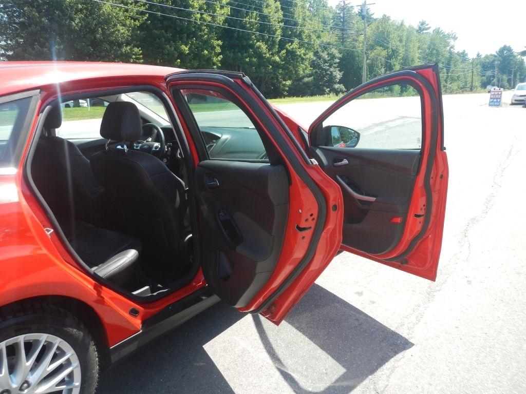 Ford Focus SEL 2012