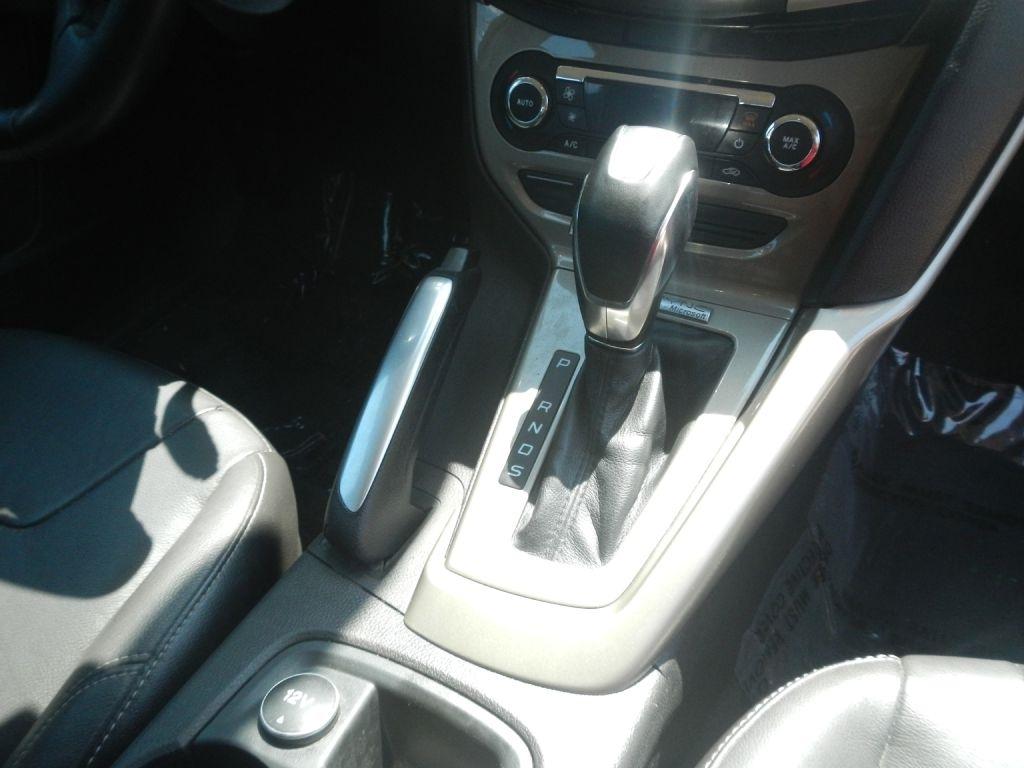 Ford Focus SEL 2012