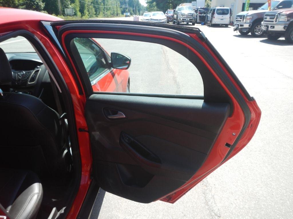 Ford Focus SEL 2012