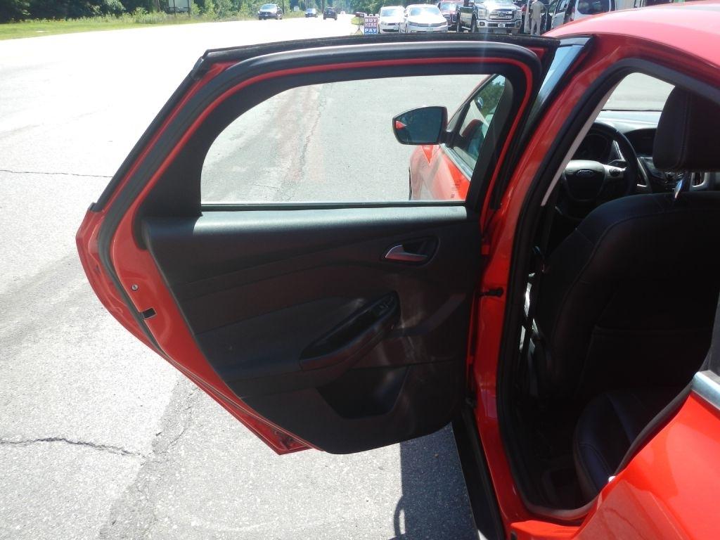 Ford Focus SEL 2012