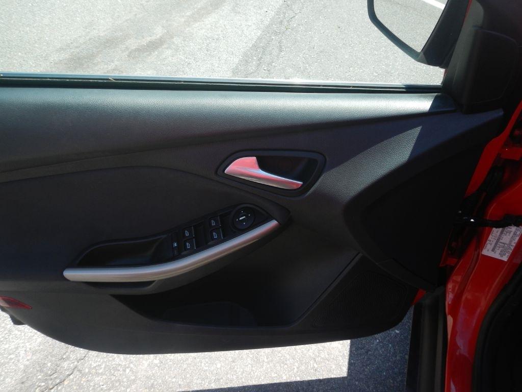 Ford Focus SEL 2012