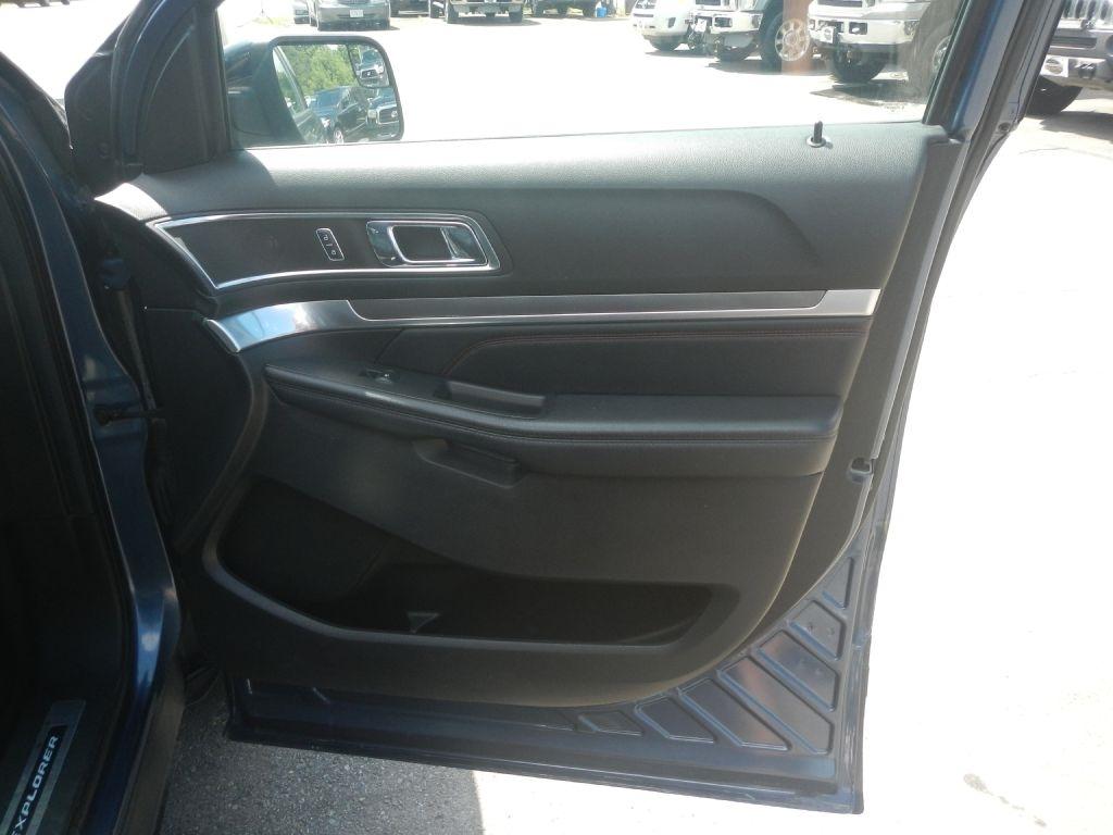 Ford Explorer Sport 4WD 2018