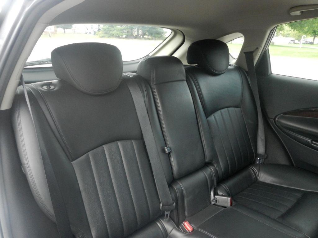 Infiniti QX50 Base AWD 2016