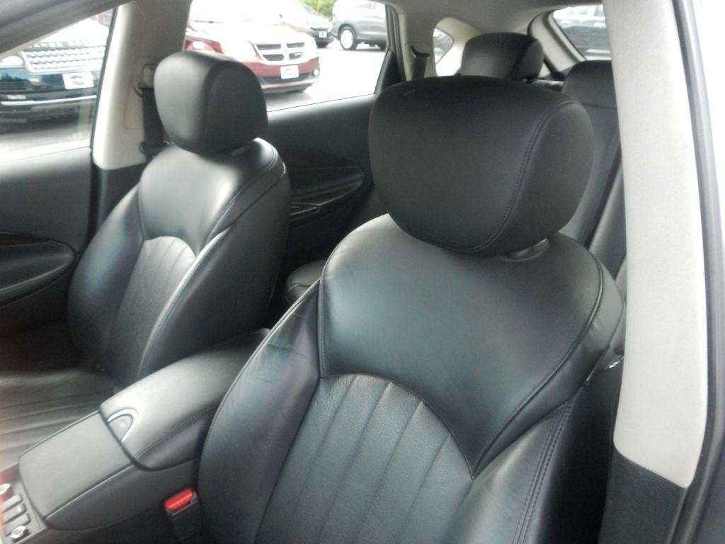 Infiniti QX50 Base AWD 2016