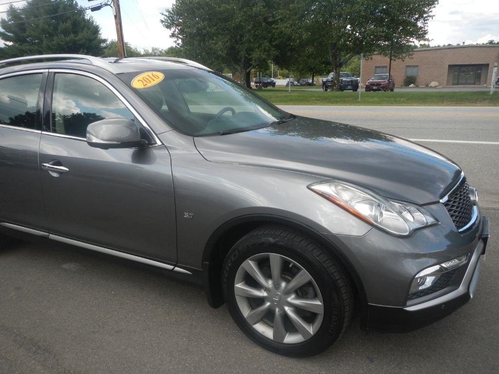 Infiniti QX50 Base AWD 2016