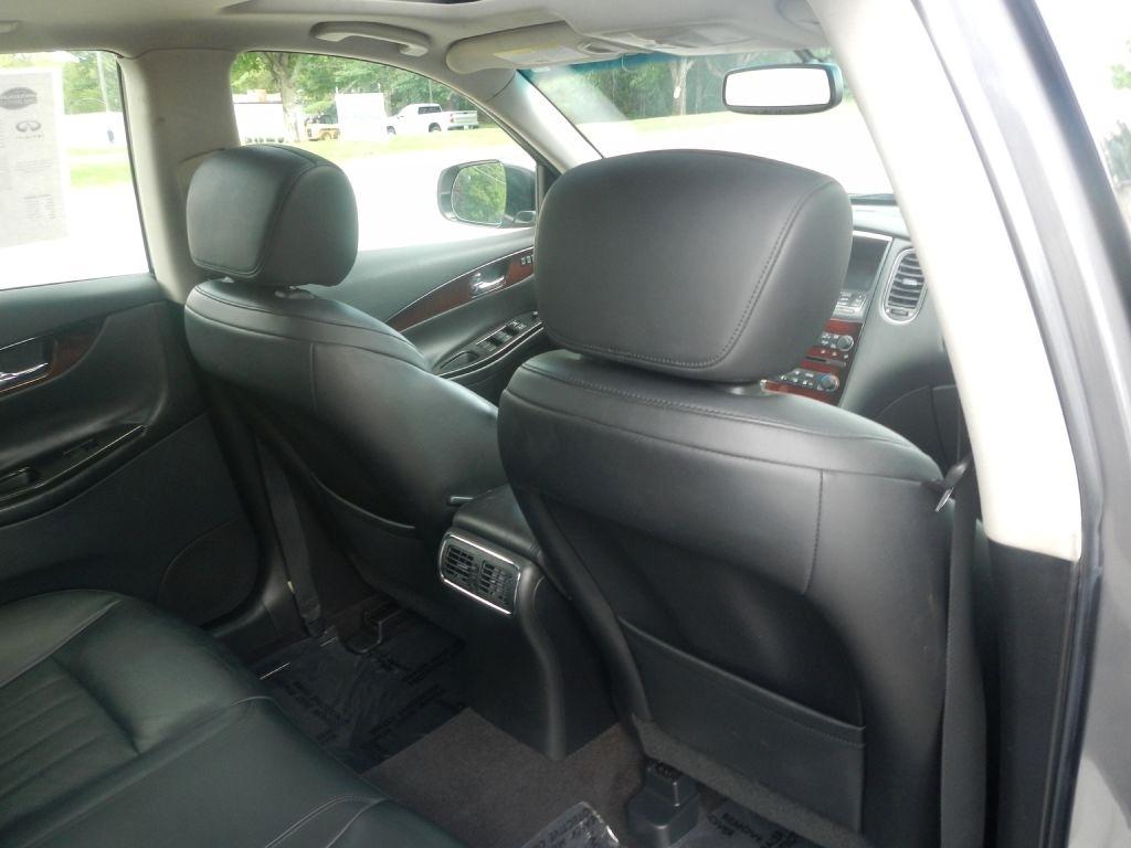 Infiniti QX50 Base AWD 2016