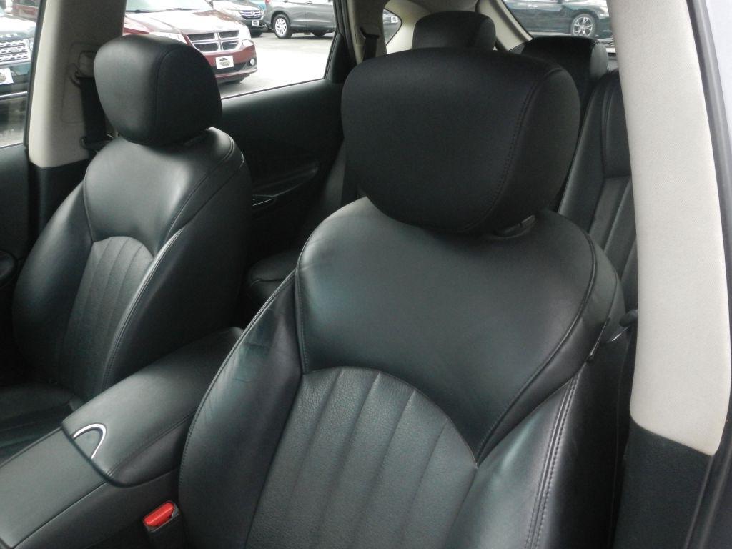 Infiniti QX50 Base AWD 2016