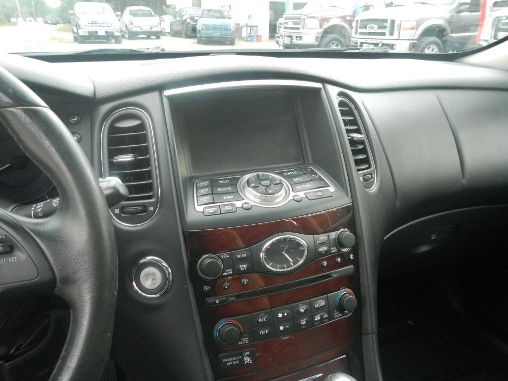 Infiniti QX50 Base AWD 2016