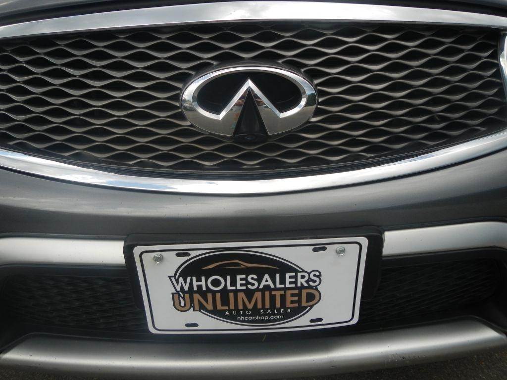 Infiniti QX50 Base AWD 2016