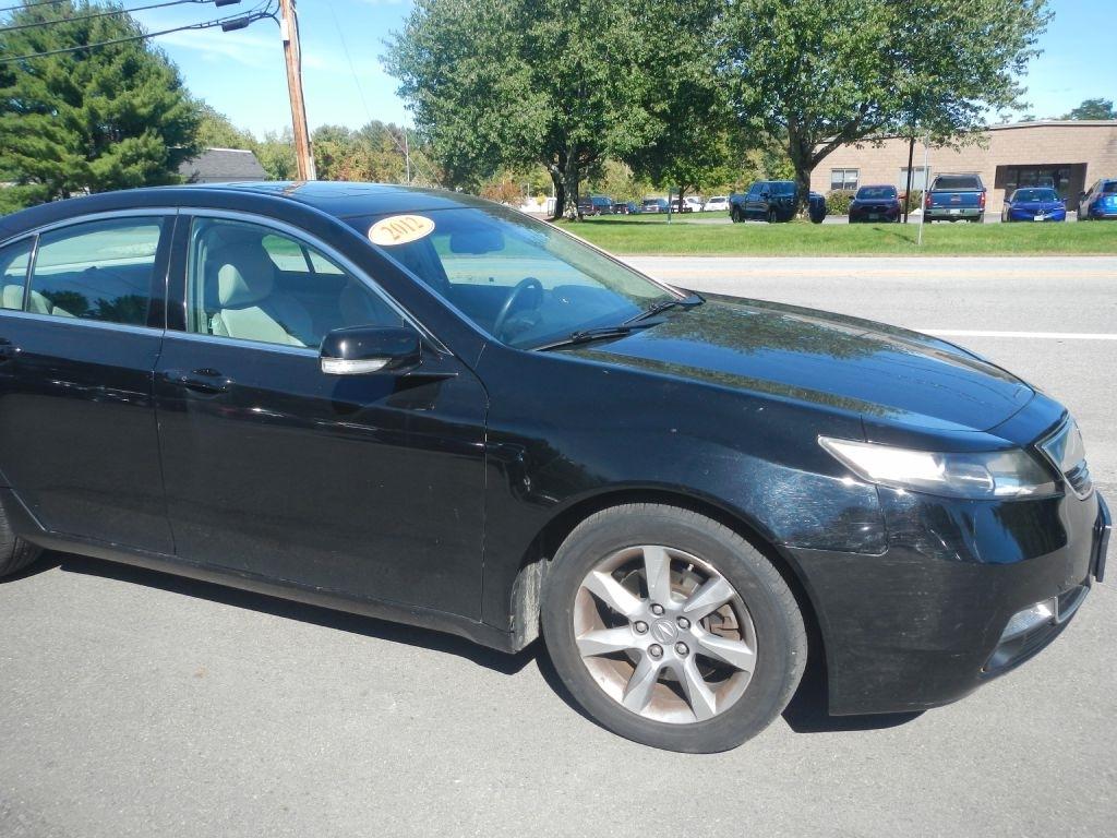 Acura TL 6-Speed AT with Tech Package and 18-In. WP 2012