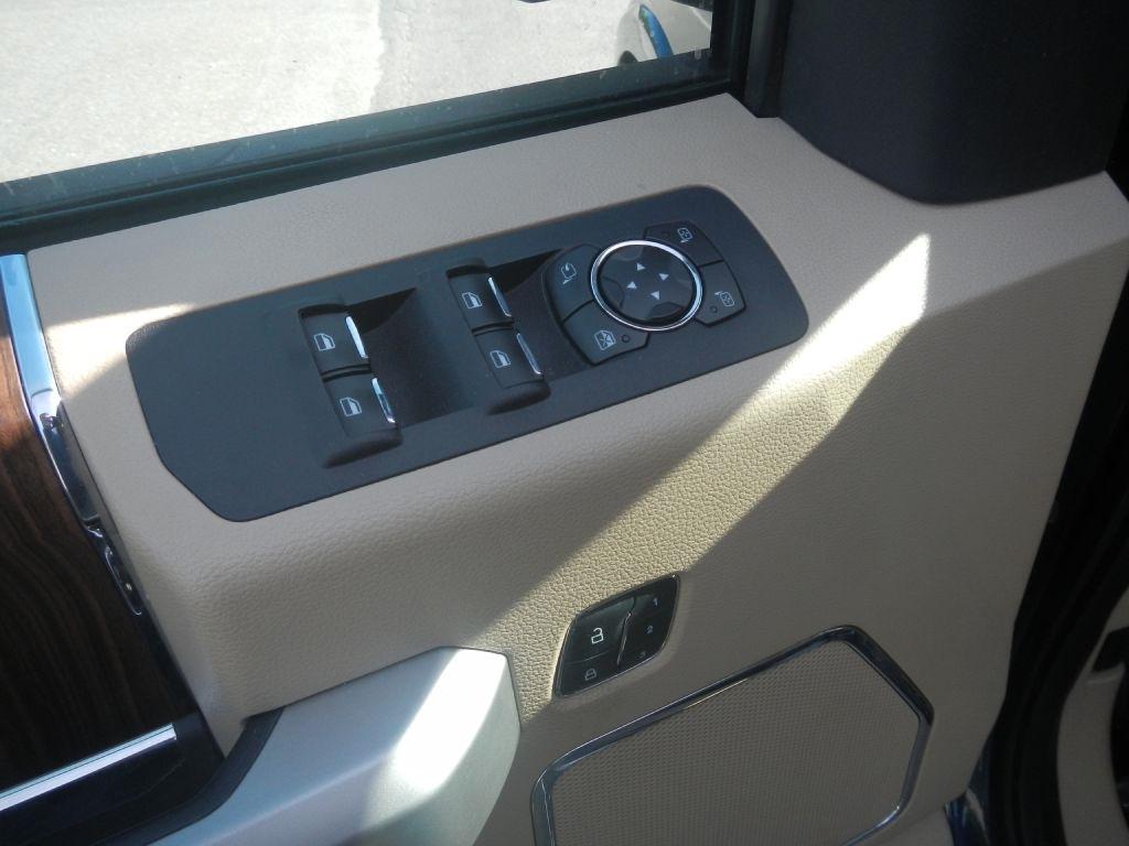Ford F-150 Lariat SuperCrew 6.5-ft. Bed 4WD 2015