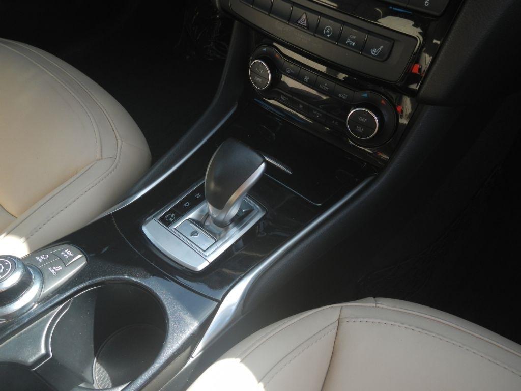 Infiniti QX30 Luxury AWD 2018